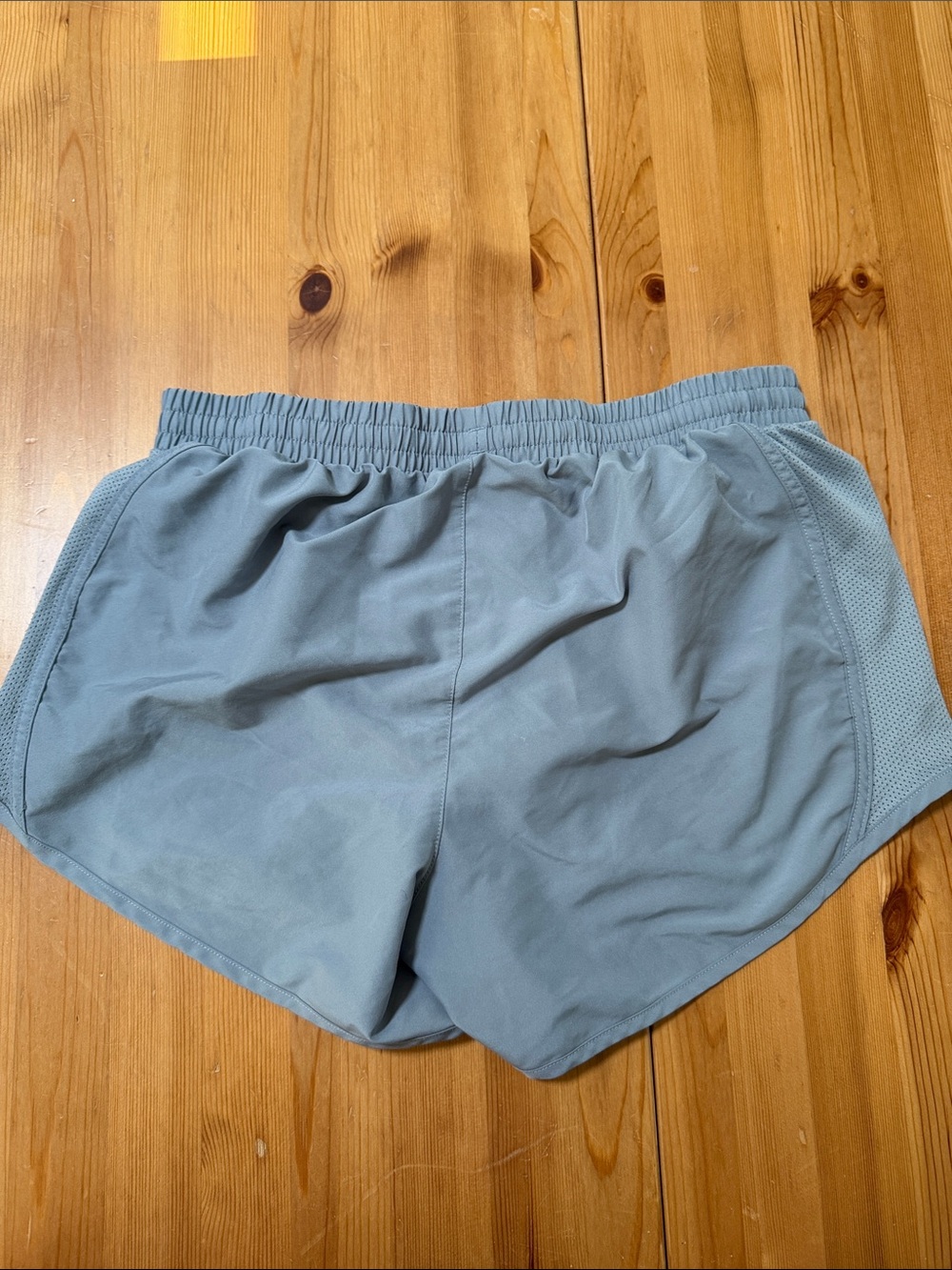 Under Armour Women's Sky Blue Performance Running Shorts - Picture 6 of 8